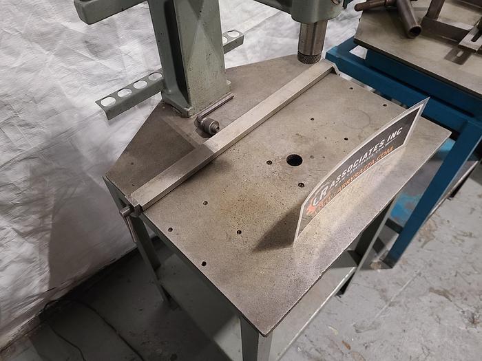 Used Lassy 12F Thread Tapping Machine with Tooling