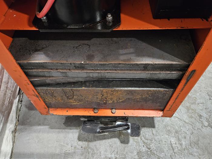 Used Presto Electric Lift Truck Manual Push Model C62 counterweight stacker 1000 Lb Capacity 