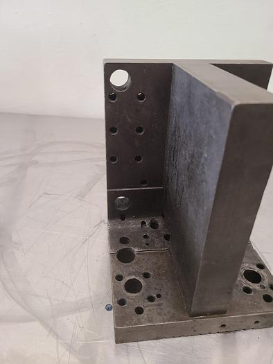 Used 8 x 6 Inch Steel Knee for Milling Grinding Set Up Machine Square 90 degree Angle Plate Mounting