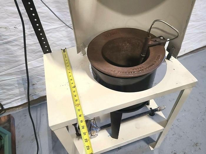 Refurbished Metal Melting Furnace 160 Lbs Capacity Lead Tin Zinc Cast Fishing Lures Sinkers