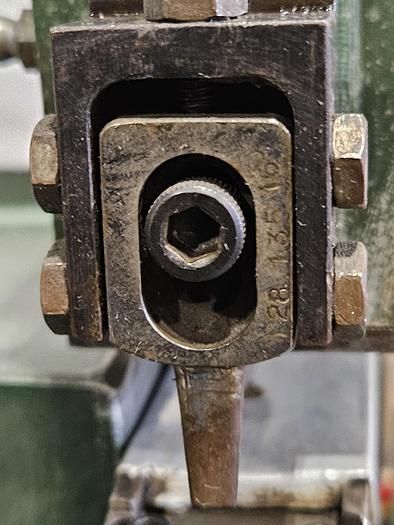 Used Jewelry Automatic Linking Machine Link Chain Charms Gold Silver Brass Pneumatic