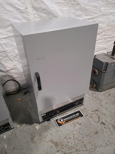 Used Quincy Lab Oven Model 40GC 450 F Max 110 V