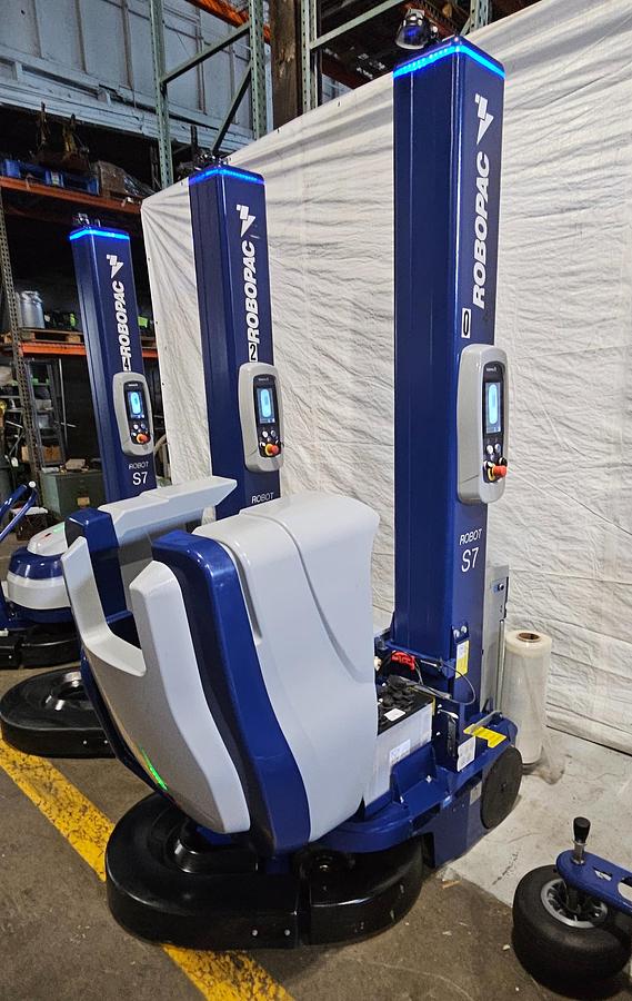 Used 2023 ROBOPAC ROBOT S7 PVS USA SELF-PROPELLED PALLET STRETCH WRAPPER – BATTERY POWERED – TOUCHSCREEN – TESTED