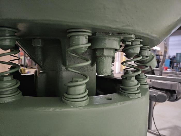 Used Sweco 1.2 Cubic Ft Vibratory Finisher 230v 3 phase Polish Debur Metal