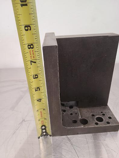 Used 8 x 6 Inch Steel Knee for Milling Grinding Set Up Machine Square 90 degree Angle Plate Mounting