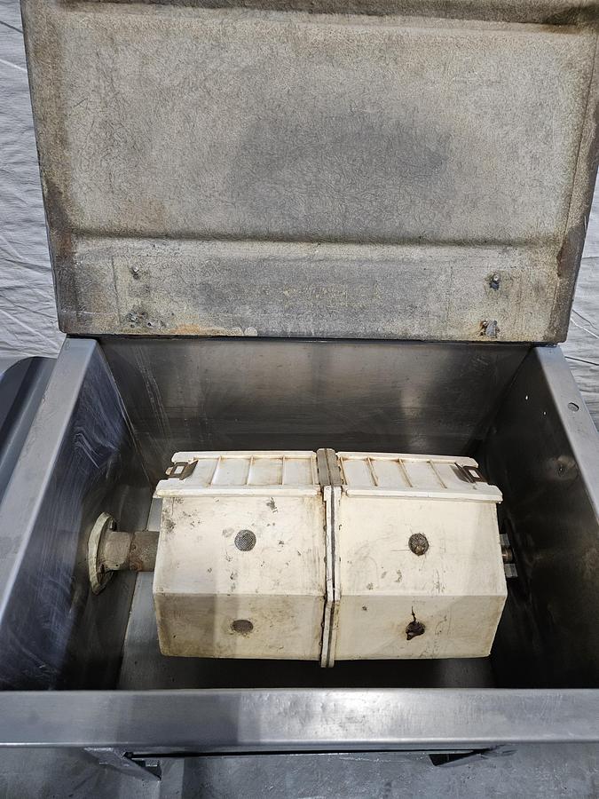 Used Greco Wet Tumbler Rotary Finishing Machine Polish Metal Automatically 110V