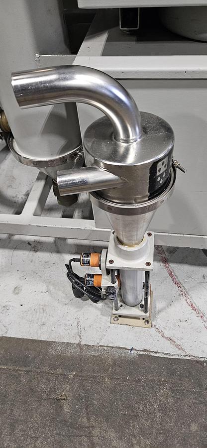 Used DRI-AIR HPD-4 HIGH-PERFORMANCE DESICCANT RESIN DRYER – RH150 150 LB STAINLESS STEEL HOPPER – DIGITAL DEW POINT CONTROL – 480V 3 PHASE – TESTED