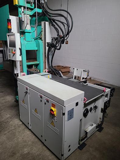 Used 55 Ton Arburg Vertical Injection Molding Machine Model 375V 500-100 1 ounce shot 2011