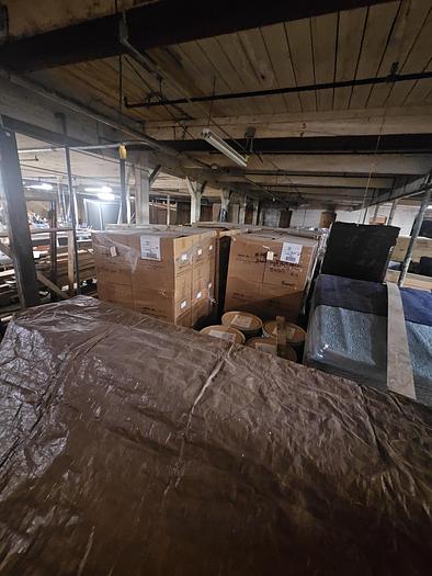 Used Vacuum Formed Trays Clear Plastic 20 Cavity 9 1/2" x 13"  (2" x 2" size per cavity) 31,000 Trays