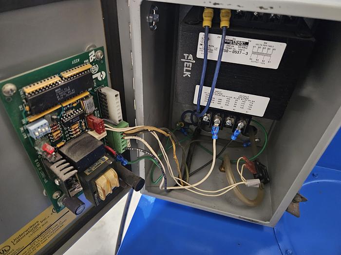 Used Donaldson Torit VS-1500 Cartridge Dust Collector 5 HP 220 Volt Industrial Vacuum... Excellent Running Condition!