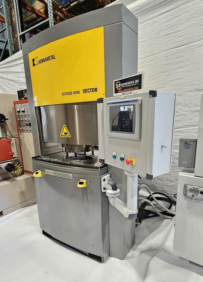 Used 2015 KENNAMETAL EXTRUDE HONE VECTOR 150