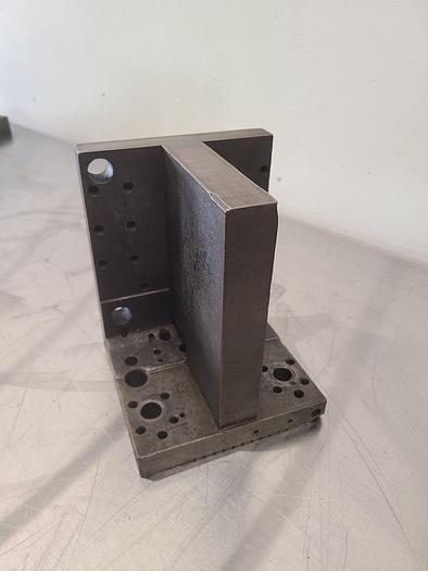 Used 8 x 6 Inch Steel Knee for Milling Grinding Set Up Machine Square 90 degree Angle Plate Mounting