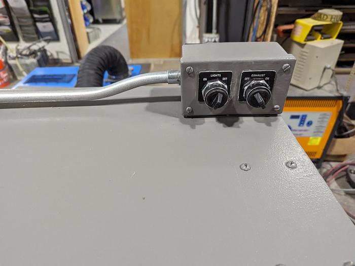 Refurbished Refurbished Dry Blast Cabinet 36" x 34" 110V Sand Glass Abrasive Pressure Blast