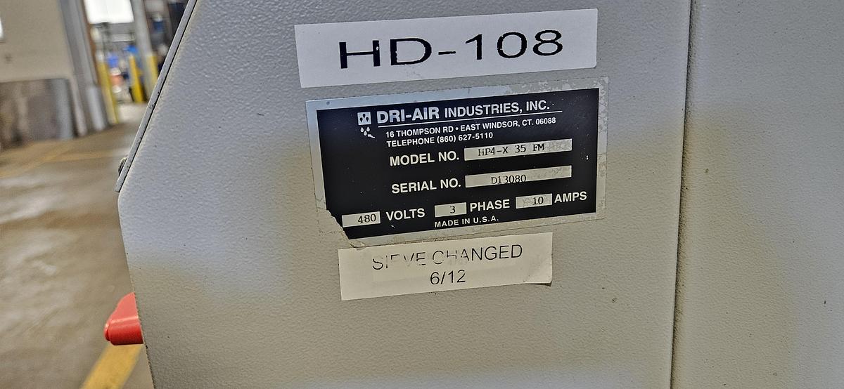 Used DRI-AIR HP4-X 35 FM HIGH-TEMPERATURE DESICCANT RESIN DRYER – RH60 STAINLESS STEEL HOPPER – ADVANCED CONTROL – NO-SPILL RECEIVER – 480V / 3 PHASE