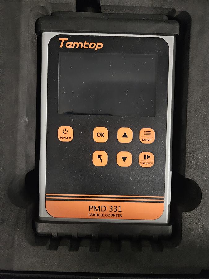 Used TEMTOP PMD 331 PARTICLE COUNTER – PORTABLE CLEANROOM AIR MONITOR – CALIBRATION CERTIFICATE – EXCELLENT CONDITION, TESTED!