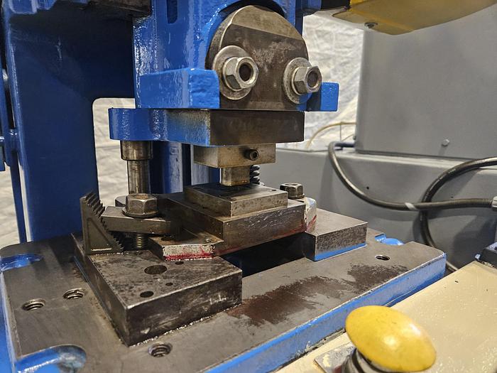 Used Kenco 15 Ton Stamping Punch Press Forming Metal 