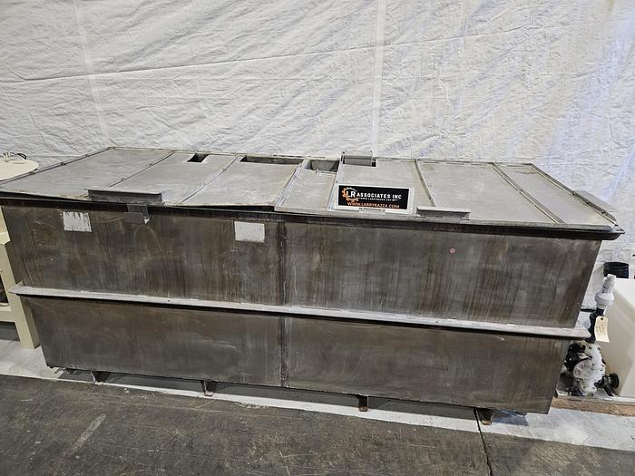 Used Stainless Steel Dipping / Holding Tank 8 Feet long x 36" wide x 36" deep two 4 foot chambers
