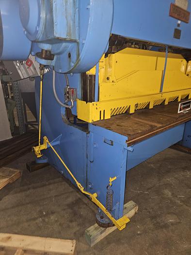 Used Clumbia 406PSG Power Shear Cuts 1/4" Mild Steel 92" Blade Length with Back Gauge