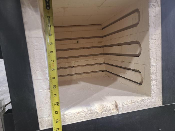 Used 2012 Sentry Heat Treating Oven Furnace 18 Inches Deep 220 Volts