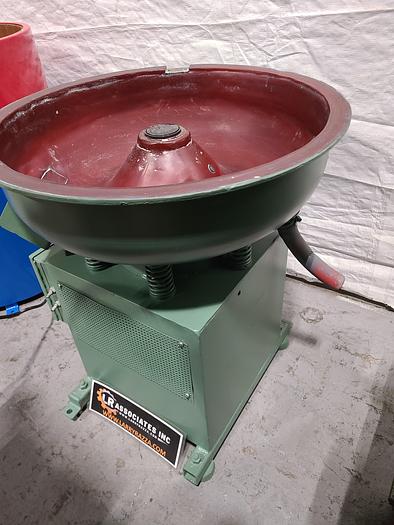 Used Ultramatic 24 Inch Vibratory Finishing Machine 110 Volts