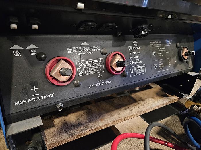 Used Miller Delta Weld 452 CV DC Welding Power Source with Miller Robotic Interface Microprocessor Weld Controller Cool mate 4 & Gun w/ Feeder... formerly on a Robot Welder