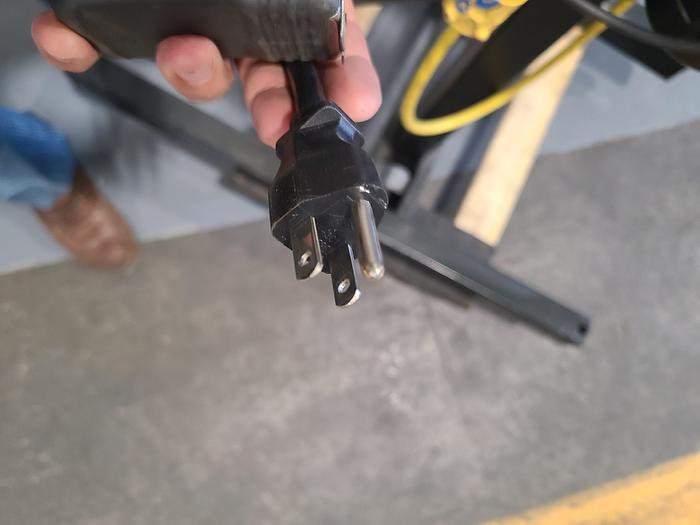 Used Motorized Stock Material Payoff Reel Feed for Stamping Press 110V with Dancer Arm