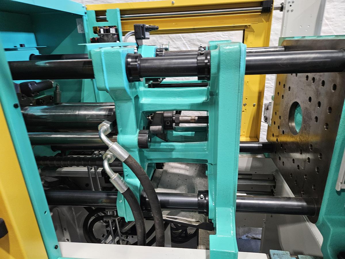 Used 2016 Arburg 470 C 1500-400 Golden Edition 165 Ton 6.5 oz. Allrounder Injection Molding Machine PRISTINE!!!