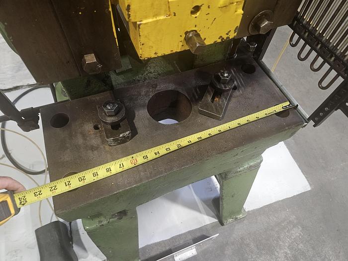 Used Bliss 20 Ton No. 62 Stamping Punch Press Metal Stamper 220V 3PH