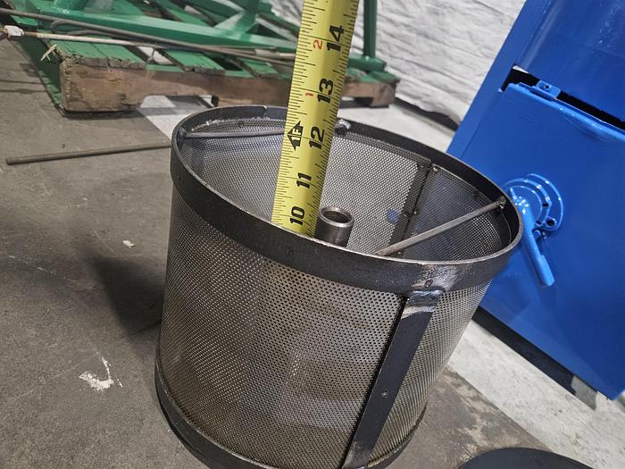 Used Oil Extractor Metal Chip Scrap Spinner with Variable Speed Control & Safety Lock REMOVES OIL