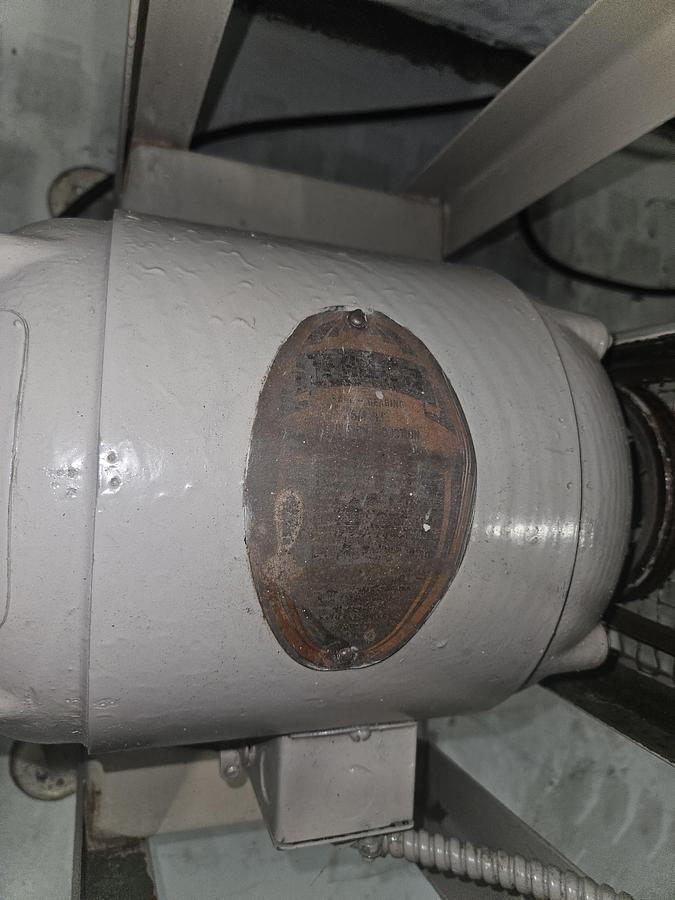 Used Delta Super Heavy Duty 6 Inch Belt Sander 110 V on Stand