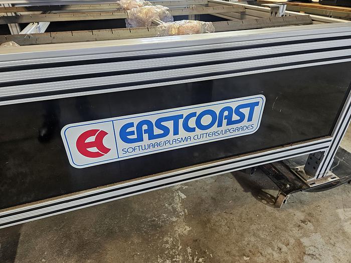 Used Micro Edge Retro System 5x10 Plasma Cutting Machine with Power Max 1650 G3 Series Fast Steel Cutting