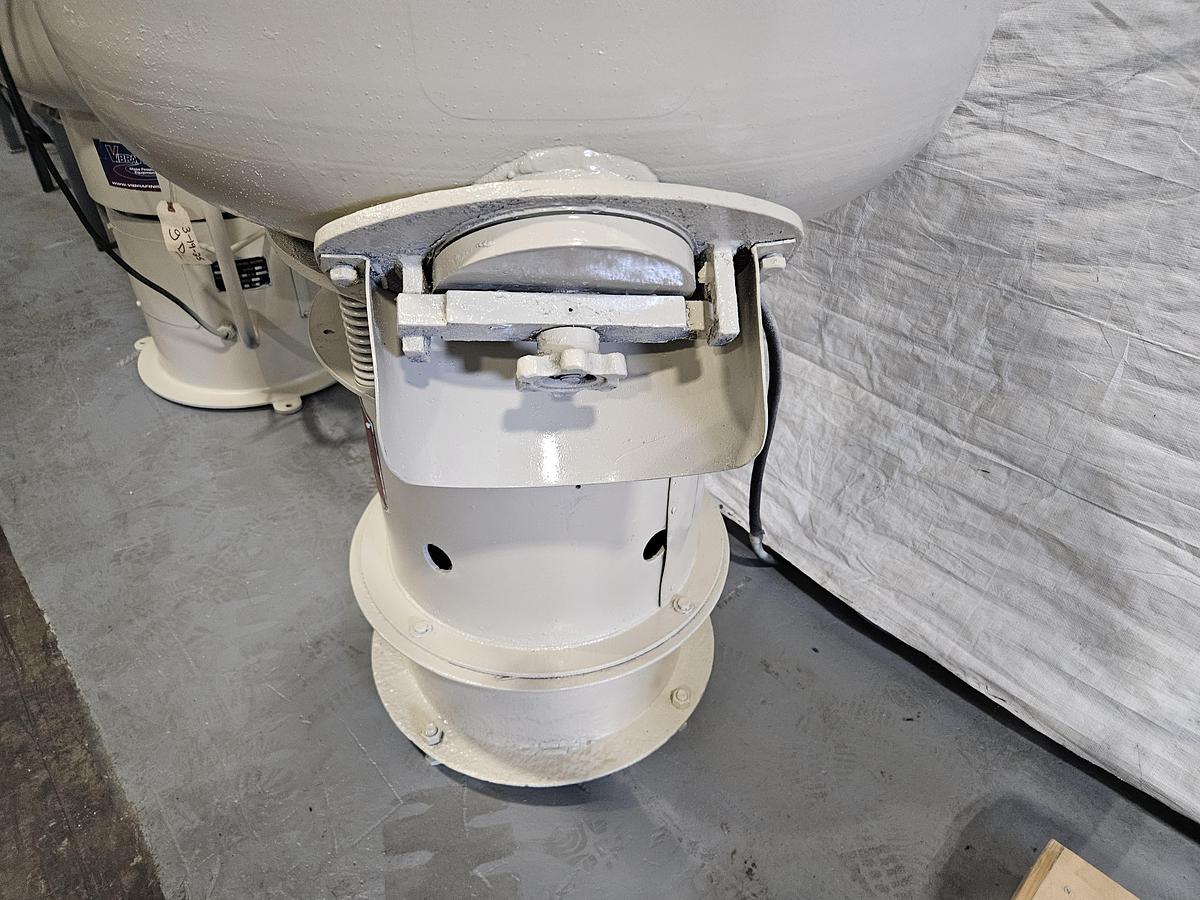 Used  Boulton FM-3-D Vibratory Finishing Machine 3 cubic foot Tumble Polish Deburr Metal