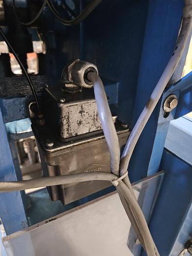 Used Kenco 10 Ton Bench Press 460 Volts Crimping Stamping Steel Brass