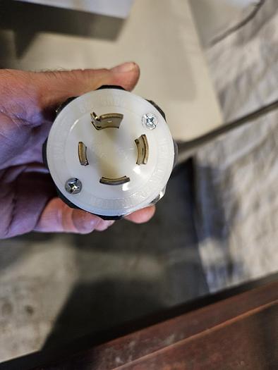 Used Rockwell Delta 20 Inch Metal Vertical Band Saw with Blade Welder 220V 3 Phase Variable Speed