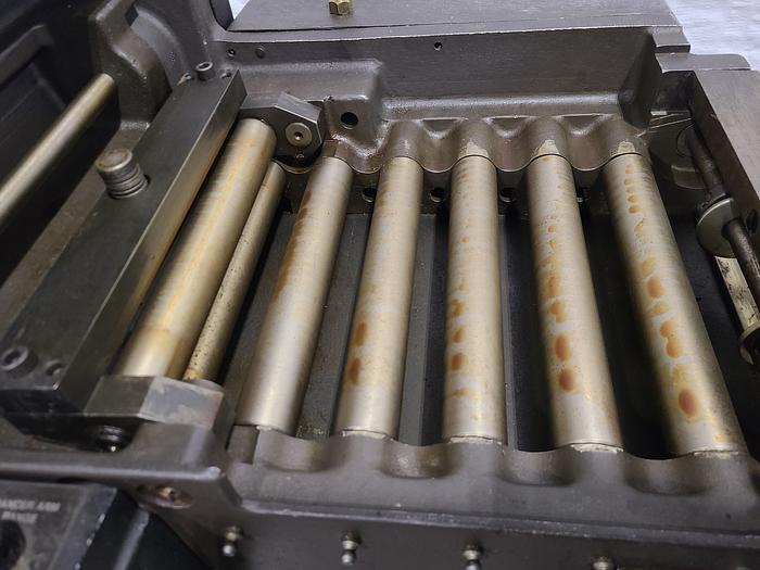 Used RapidAir Motorized 8 Inch Stock Straightener Leveler