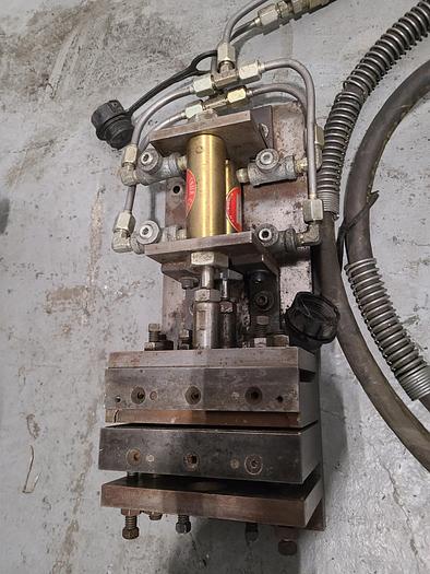 Used Pneumatic Hydraulic Clamp Clamping Mechanism with Foot Pedals