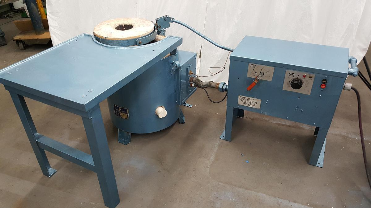 Used Speedy Melt Gas Fired Metal Foundry Melting Furnace Melt Gold Silver Brass Bronze