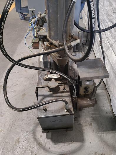 Used Hot Wax Injector Large Volume Wax Injection for Casting Industries