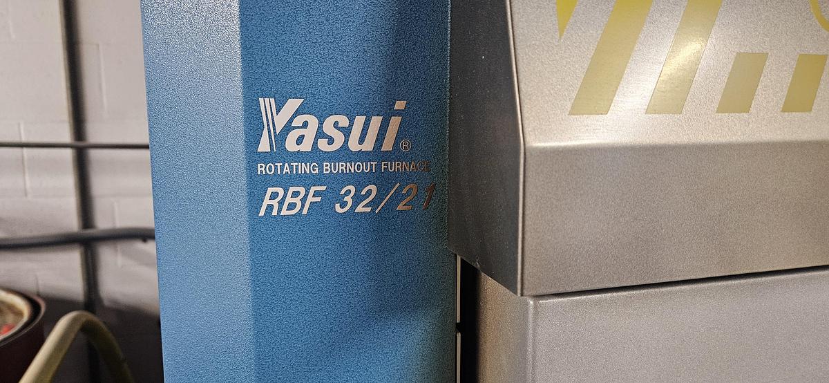 Used YASUI RBF32/21 ROTARY BURNOUT FURNACE Programmable Touchscreen Control – 220V / 60 Amp – 2024 – Excellent Condition