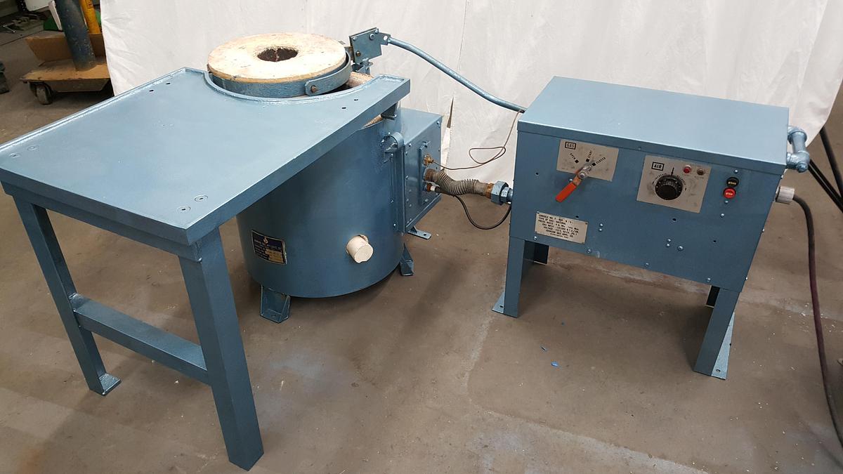 Used Speedy Melt Gas Fired Metal Foundry Melting Furnace Melt Gold Silver Brass Bronze