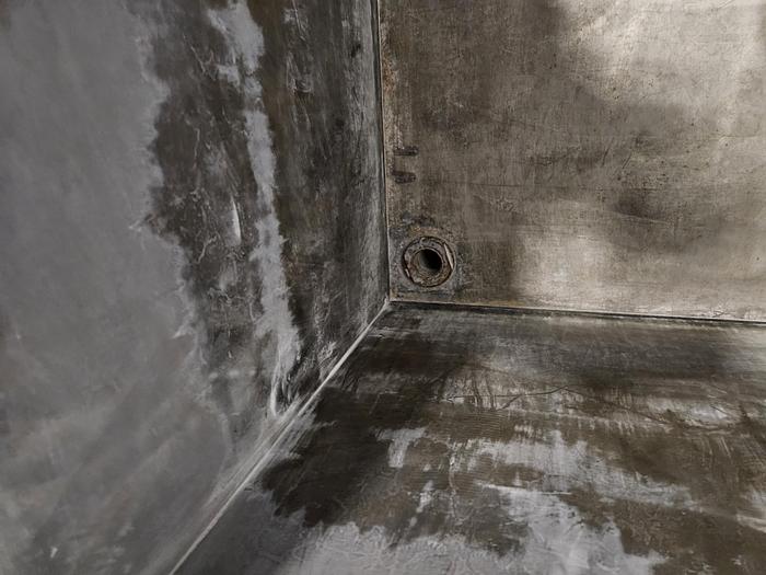 Used Stainless Steel Dipping / Holding Tank 8 Feet long x 36" wide x 36" deep two 4 foot chambers