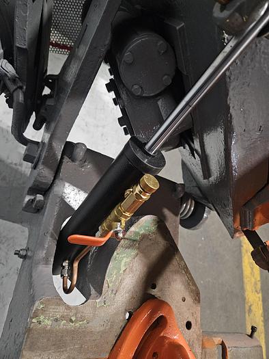 Used Kalamazoo Metal Cutting Band Saw Model P44 8 Inch