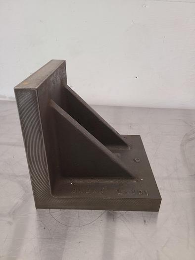 Used 9 x 9 inch Steel Knee for Milling Gring Set Up Welding Square 90 Degree Angle Plate Mounting