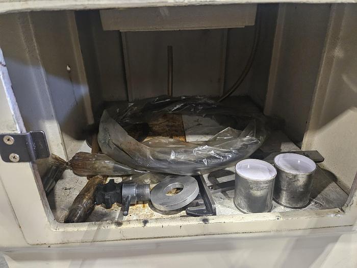 Used Mitsui High-Tec MHT 6 x 12 Precision Surface Grinder 200MH with DRO Speed Control Walker Chuck