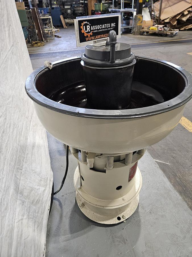 Used  Boulton FM-3-D Vibratory Finishing Machine 3 cubic foot Tumble Polish Deburr Metal