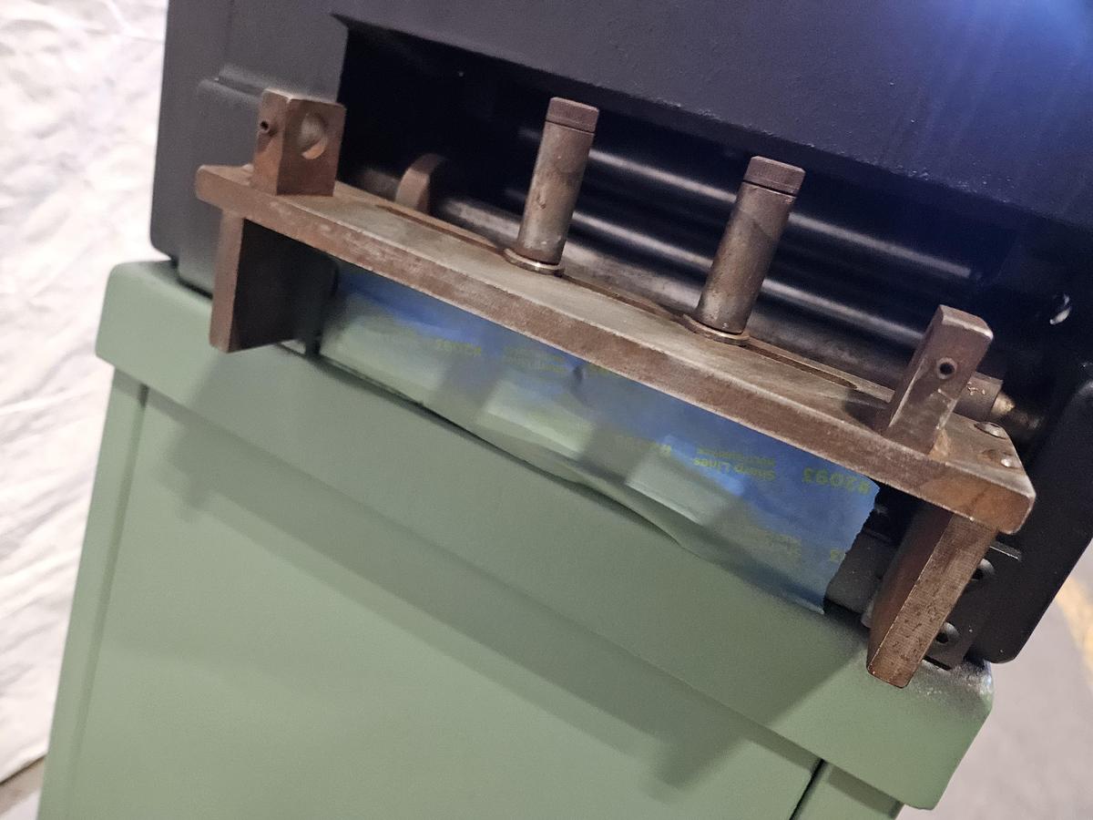 Used RAPID-AIR SS8-A POWERED STOCK STRAIGHTENER – 8" WIDTH CAPACITY – VARIABLE SPEED – ELECTRONIC LOOP CONTROL – 220V / 3 PHASE