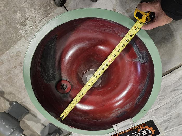 Used Ultramatic 24 Inch Vibratory Finishing Machine 110 Volts Polish Deburr Metal Plastic