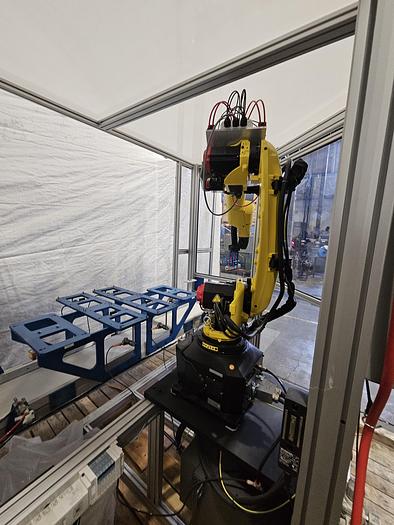 Used  AES Robotic Custom Packaging Machine Automated Robot Packaging with Conveyor