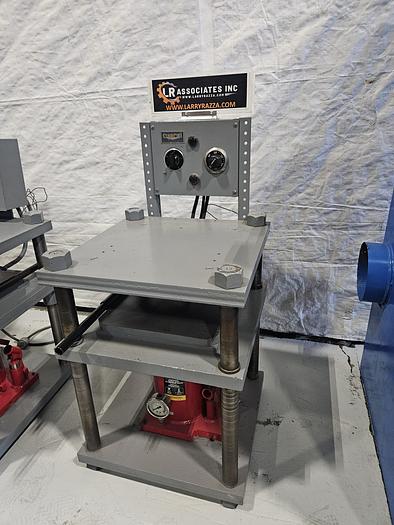 Used 12 inch Hydraulic Vulcanizer with Gauge Makes Spin Cast Rubber Molds Romanoff Brand 220V 1Phase