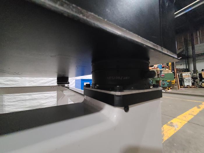 Used Newport Isostation Isolated Vibration Table Workstation